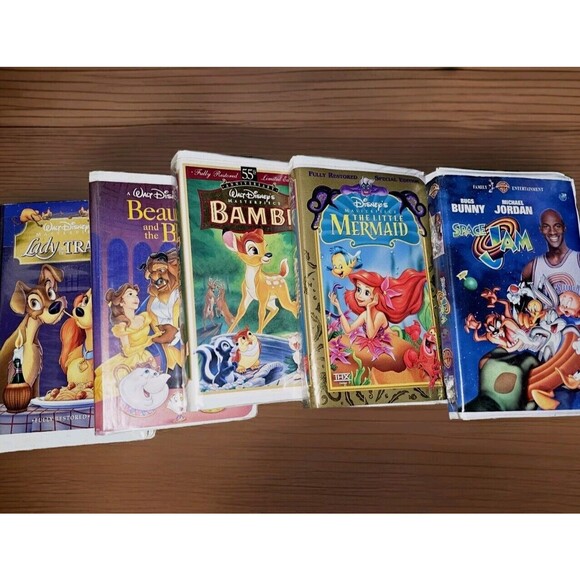 Disney VHS Movie Bundle Clamshell Vhs Lot Of 5 Bambi, Little Mermaid, Space Jam - Picture 2 of 5